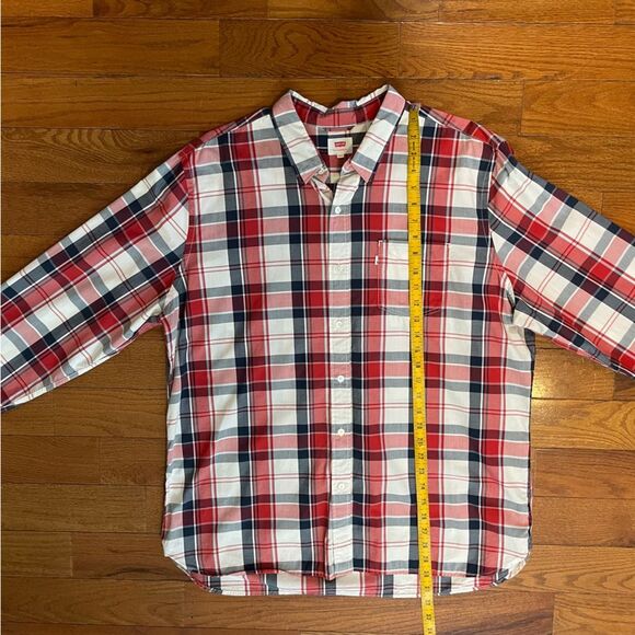 Levi's Men's XXL Red and White Plaid Button-Down Shirt - Picture 3 of 9